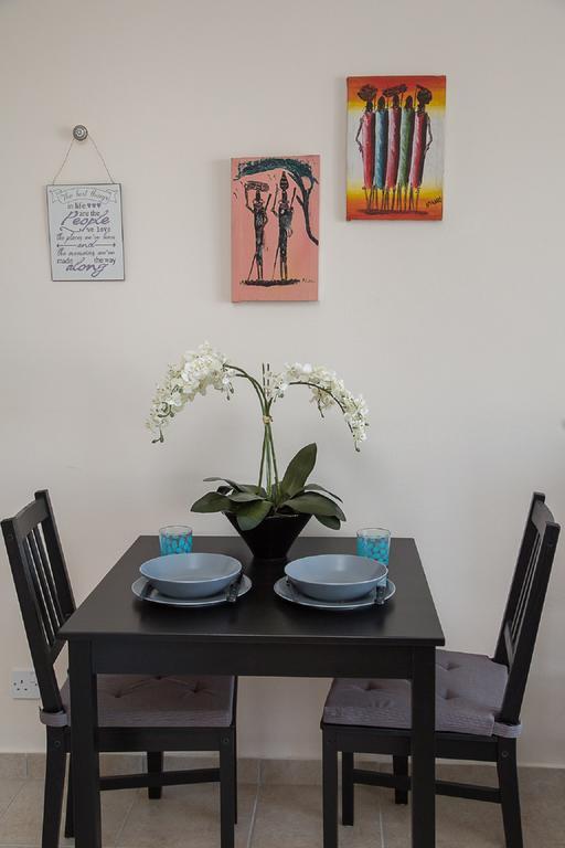 Paphos Love Hut Apartment Extérieur photo